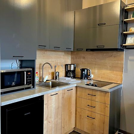 Monstera Leaf Appartment, Kechi House, تساجكادزور المظهر الخارجي الصورة